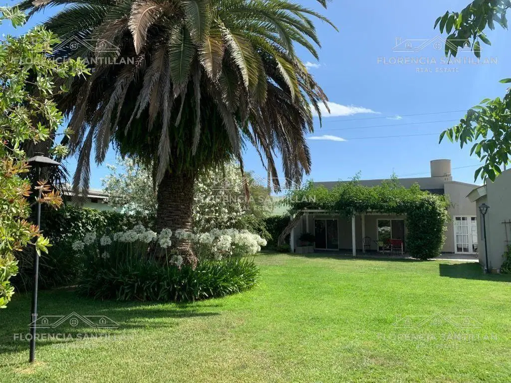 Casa de 4 ambientes con cochera en Venta en Brandsen,  G.B.A. Zona Sur 2