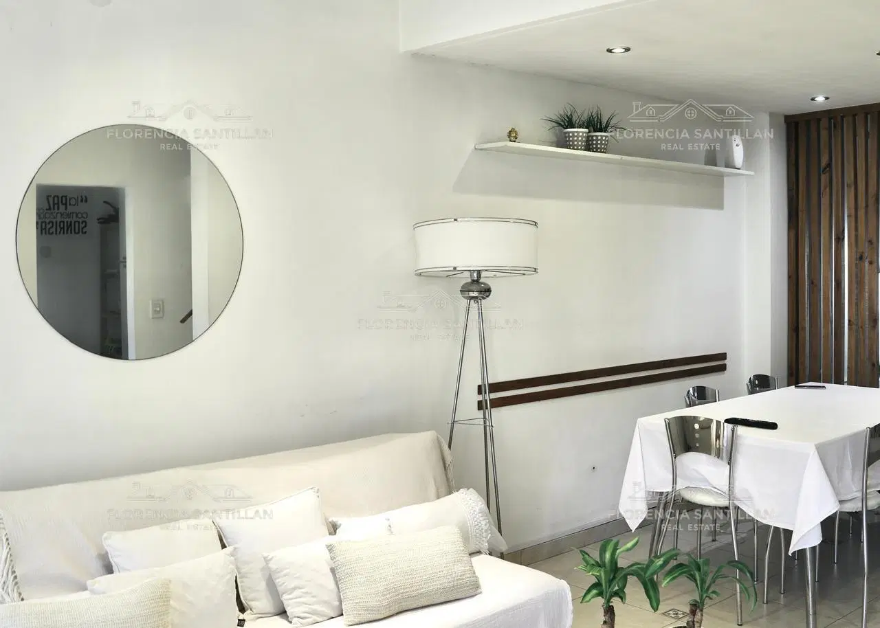 Casa Dúplex  en Venta en Adrogué, Almirante Brown, G.B.A. Zona Sur 2