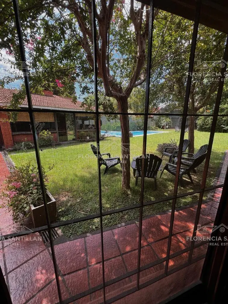 Casa Chalet de 5 ambientes en Venta en Adrogué, Almirante Brown, G.B.A. Zona Sur 4