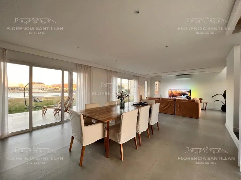 Casa  de 5 ambientes con cochera en Venta en Canning, Ezeiza, G.B.A. Zona Sur 4