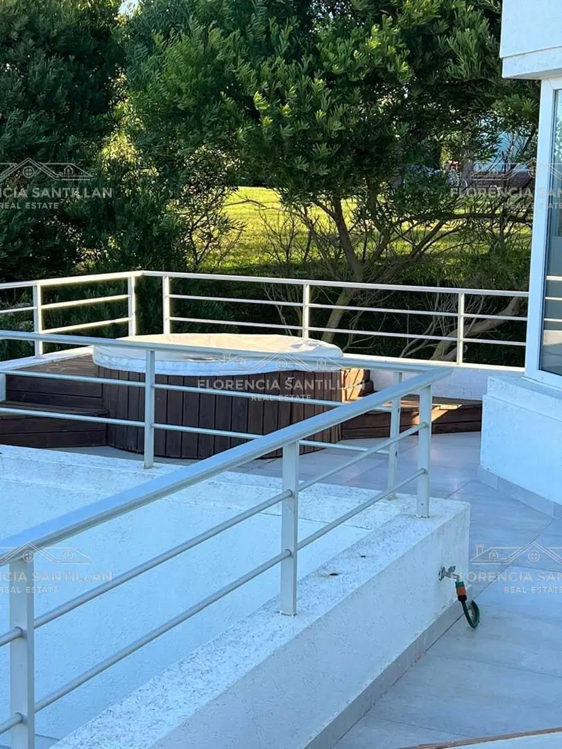 Casa  en Venta en Pinamar, Costa Atlántica, Buenos Aires 2