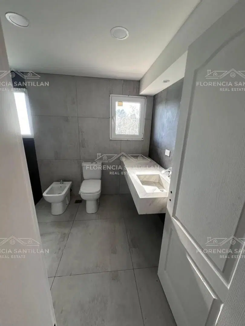 Casa en Venta en San Vicente, G.B.A. Zona Sur, Argentina 2