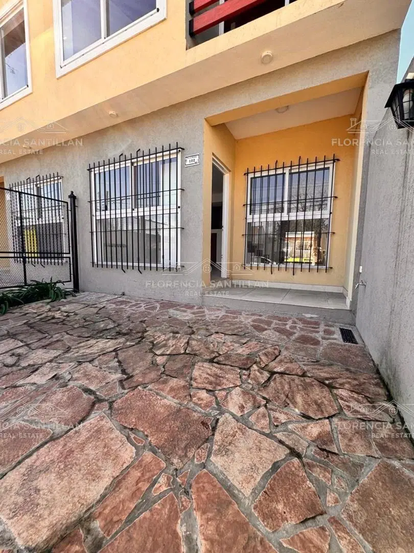 Departamento de 4 ambientes con cochera en Venta en Llavallol, Lomas de Zamora, G.B.A. Zona Sur 3