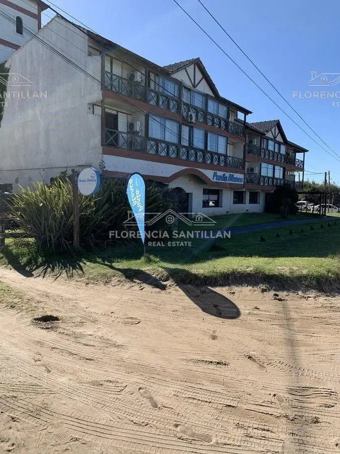 Turístico Hotel  en Venta ubicado en La Lucila del Mar, Costa Atlántica, Buenos Aires 2