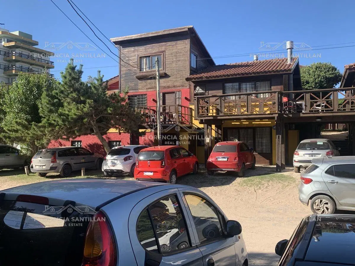 Turístico Hotel  en Venta ubicado en Villa Gesell, Costa Atlántica, Buenos Aires 3