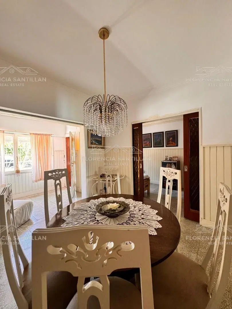 Casa Chalet de 4 ambientes con cochera  en Venta en Lomas de Zamora, G.B.A. Zona Sur, Argentina 5