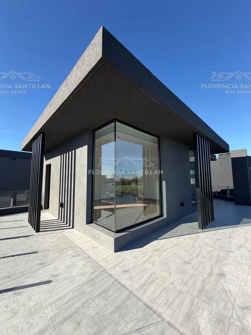 Casa Chalet  en Venta en El Cazador, Escobar, G.B.A. Zona Norte 2