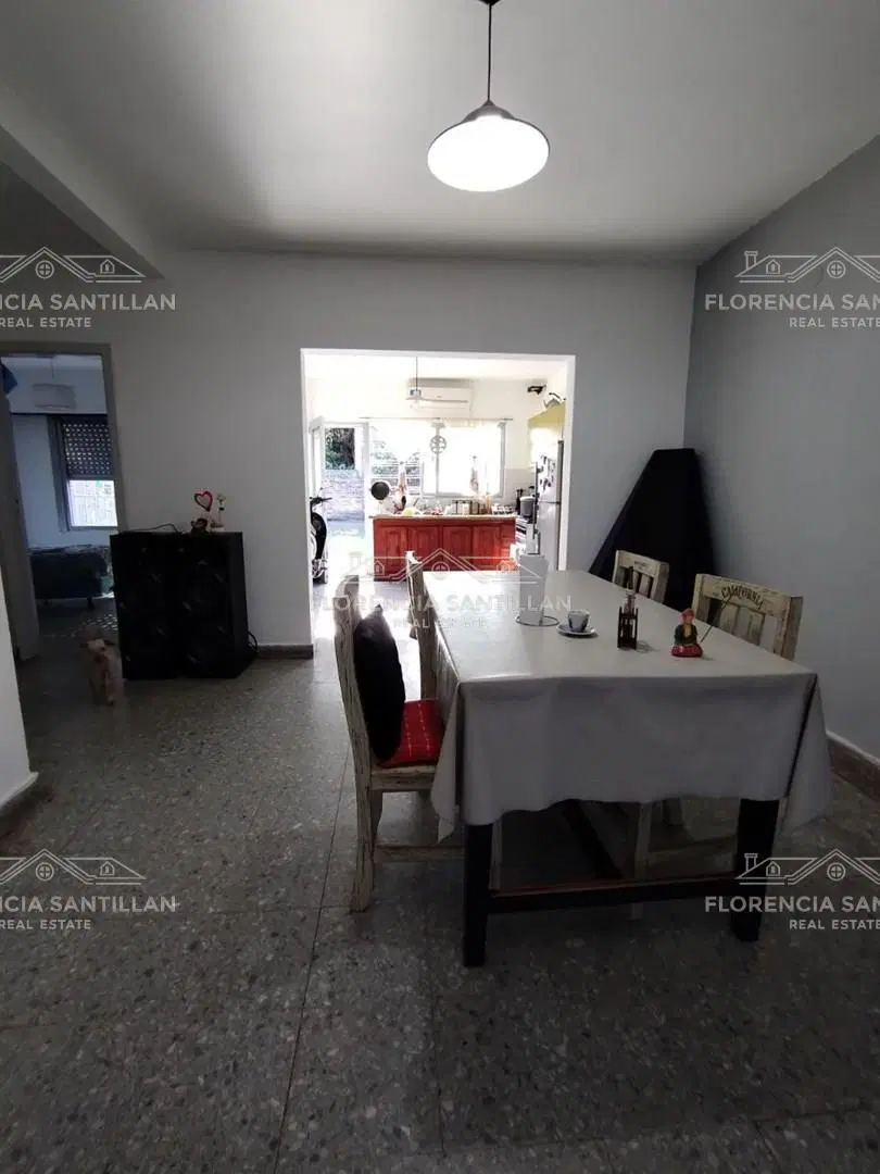 Casa Chalet de 3 ambientes con cochera en Venta en Temperley, Lomas de Zamora, G.B.A. Zona Sur 3