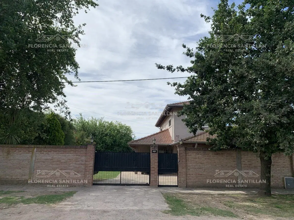 Casa de 4 ambientes en Venta ubicado en San Vicente,  G.B.A. Zona Sur 5