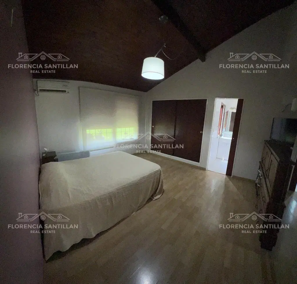 Casa Chalet de 5 ambientes en Venta en Adrogué, Almirante Brown, G.B.A. Zona Sur 5