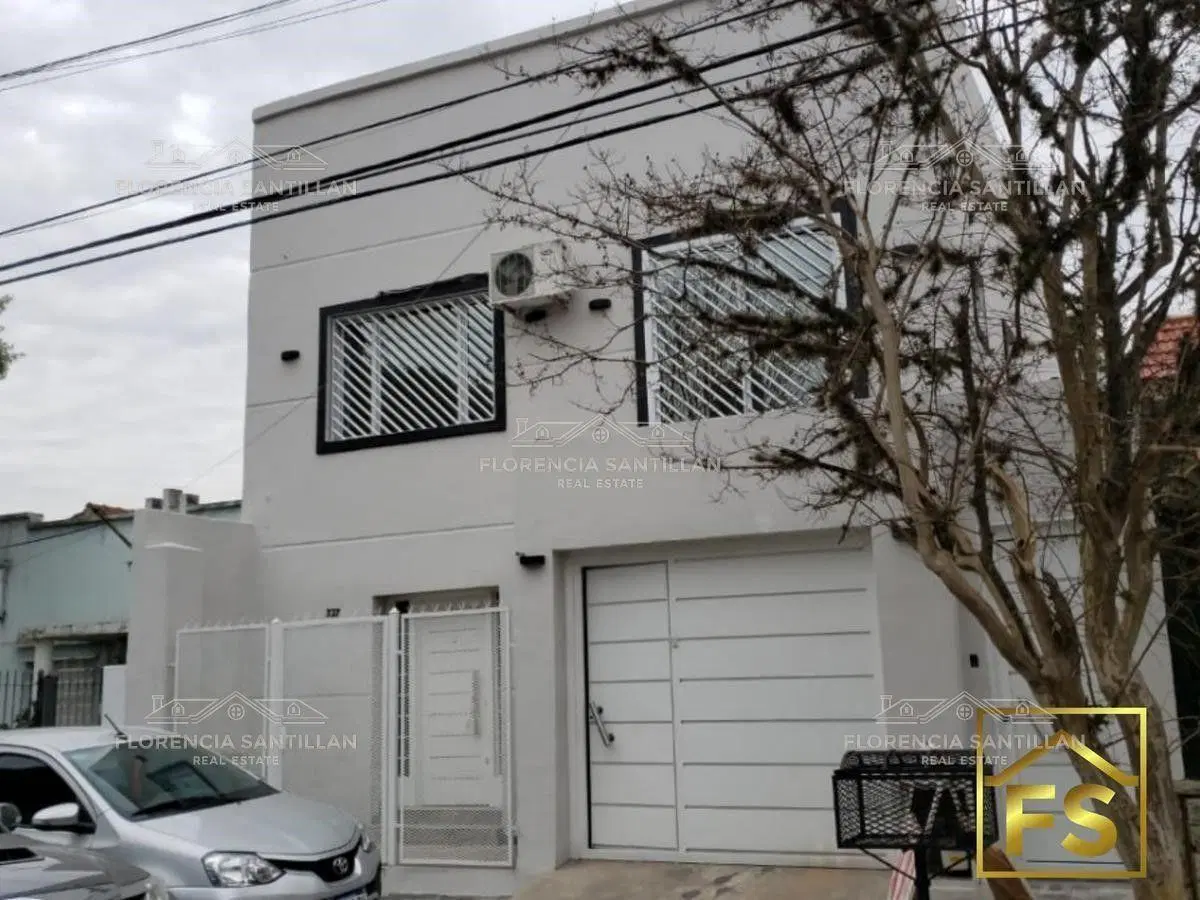 Casa de 5 ambientes con cochera en Venta ubicado en Monte Grande, Esteban Echeverría, G.B.A. Zona Su 1
