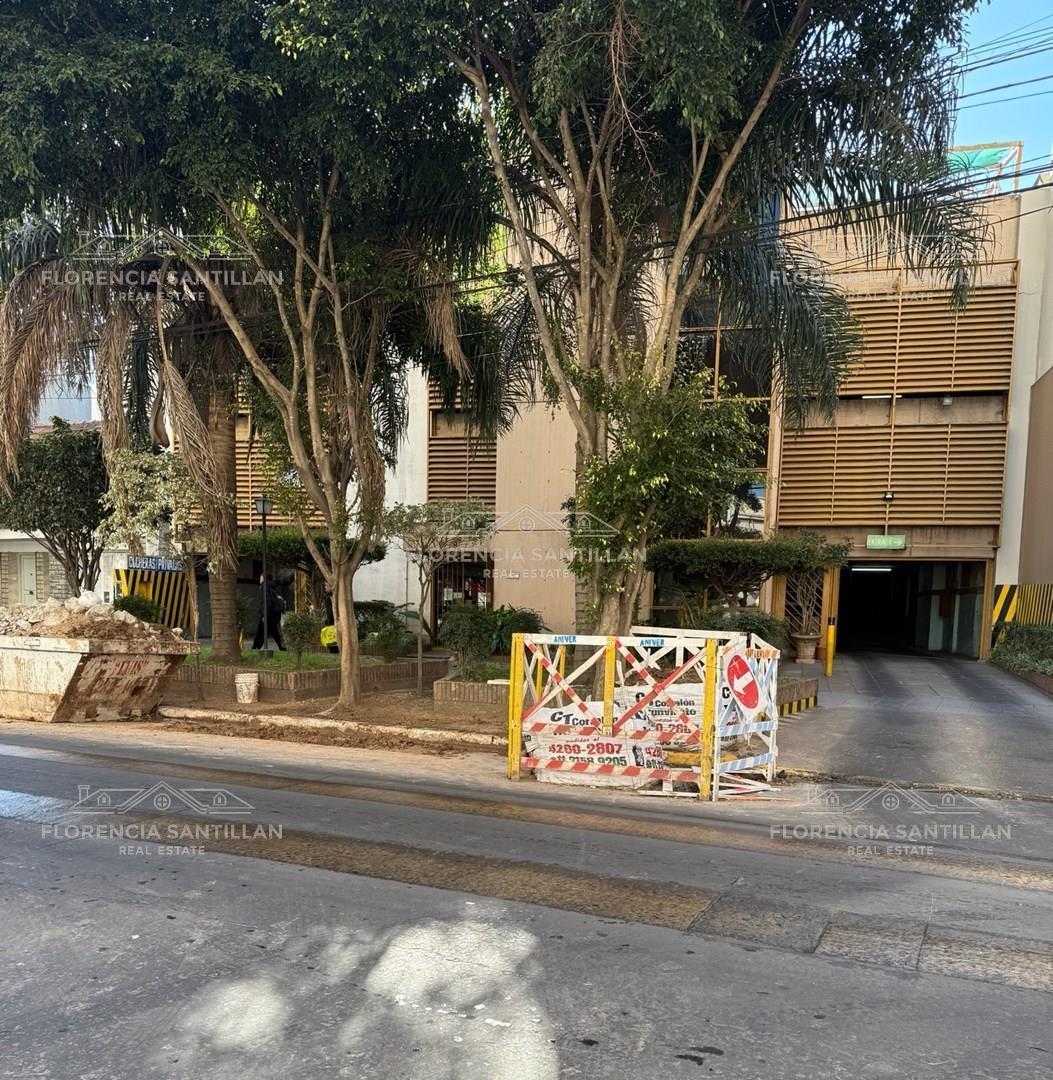 Cochera Fija  en Venta en Lomas de Zamora, G.B.A. Zona Sur, Argentina