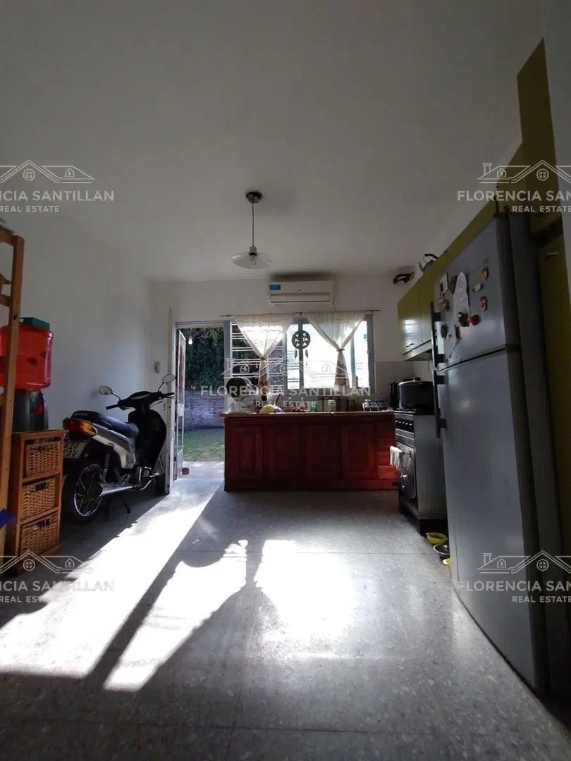 Casa Chalet de 3 ambientes con cochera en Venta en Temperley, Lomas de Zamora, G.B.A. Zona Sur 5