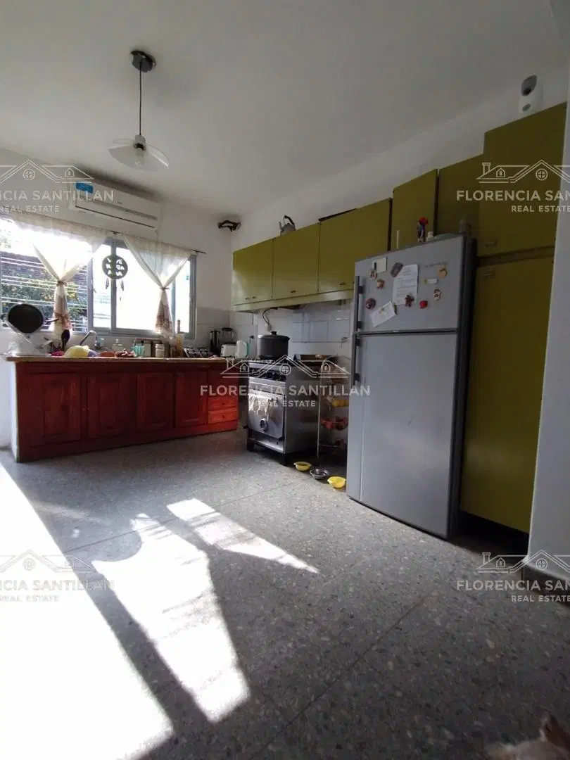 Casa Chalet  de 3 ambientes con cochera en Venta en Temperley, Lomas de Zamora, G.B.A. Zona Sur 5