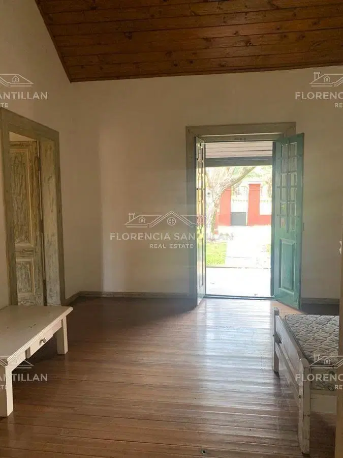 Casa Quinta de 6 ambientes con cochera  en Venta en Luis Guillón, Esteban Echeverría, G.B.A. Zona Su 5
