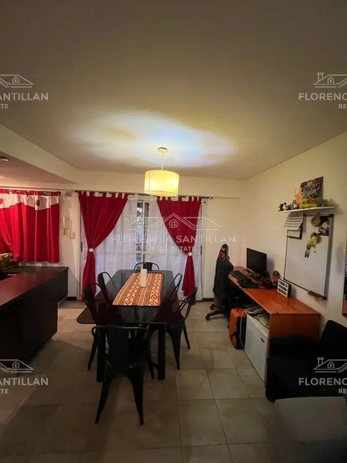 Departamento  en Venta 2 ambientes con cochera en las lomitas, ubicado en Lomas de Zamora,  G.B.A. Z 5