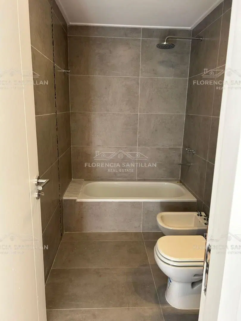 Departamento  en Venta en La Plata, G.B.A. Zona Sur, Argentina 2