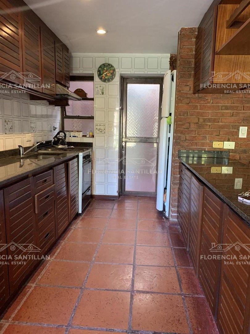 Foto de Casa de 4 ambientes con cochera en Venta ubicado en Guernica, Presidente Perón, G.B.A. Zona Sur, imagen 3