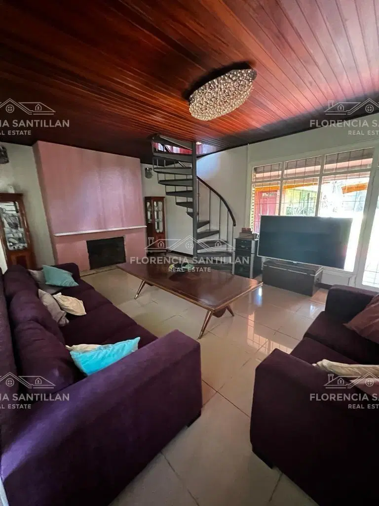 Casa Chalet de 5 ambientes en Venta en Adrogué, Almirante Brown, G.B.A. Zona Sur 5