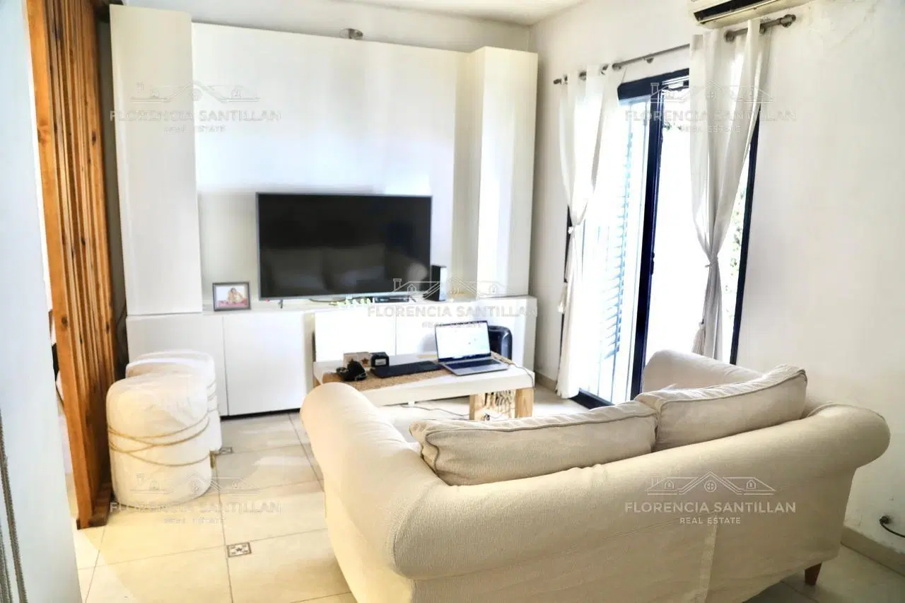 Casa Dúplex en Venta en Adrogué, Almirante Brown, G.B.A. Zona Sur 8
