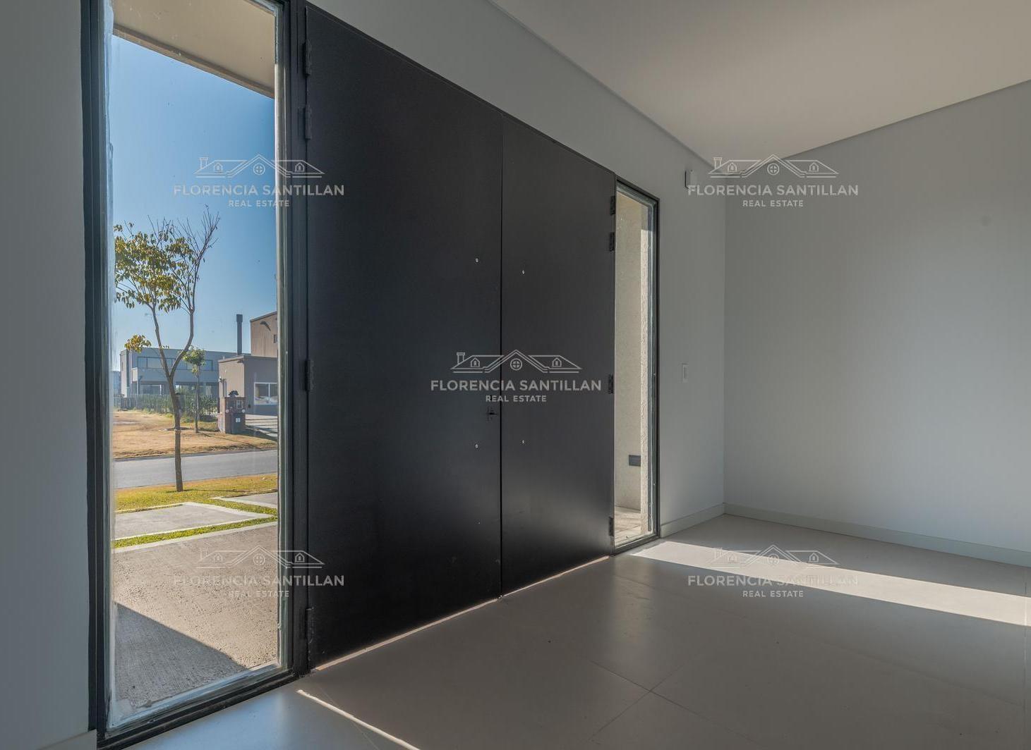 Foto de Casa Chalet de 5 ambientes en Venta en Puertos, Escobar, G.B.A. Zona, imagen 3