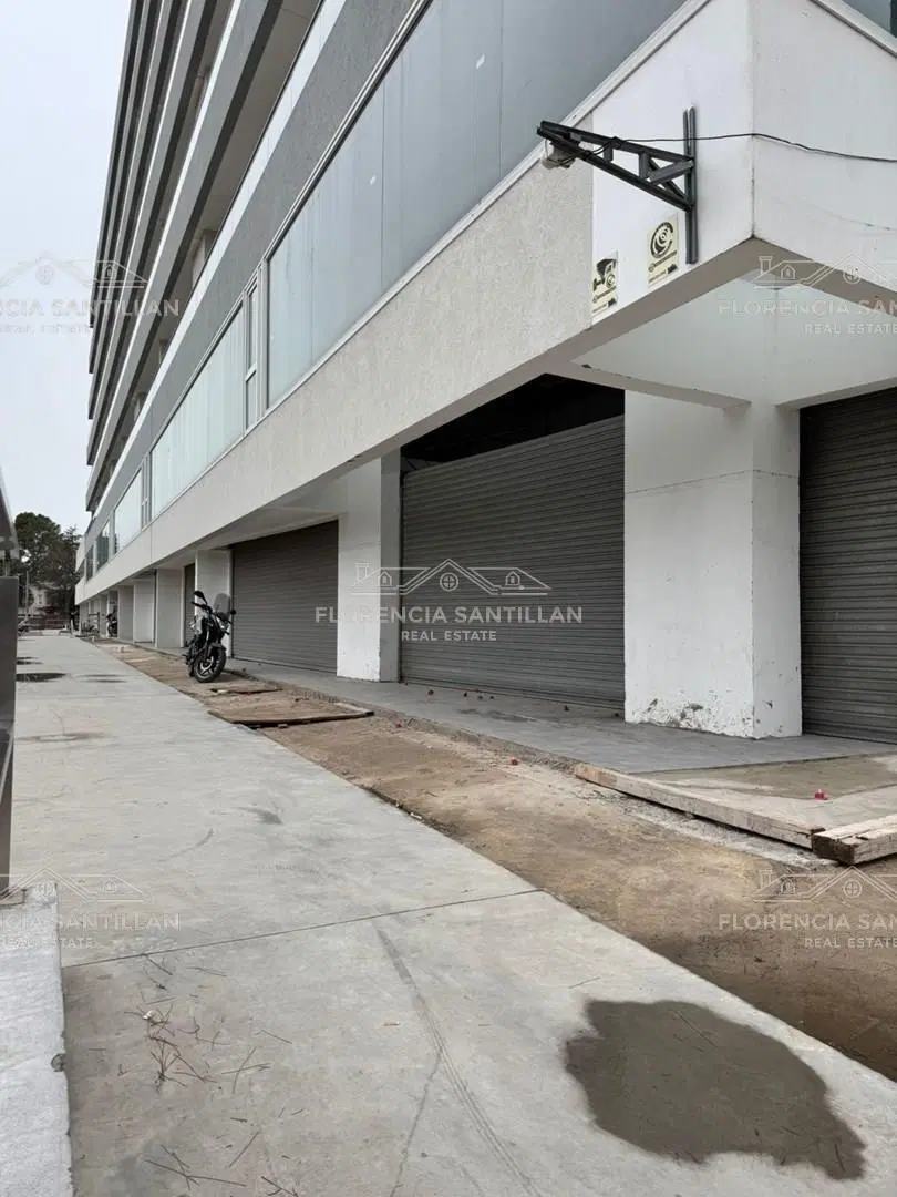 Local en Alquiler en Canning Center, Esteban Echeverría, G.B.A. Zona Sur 3