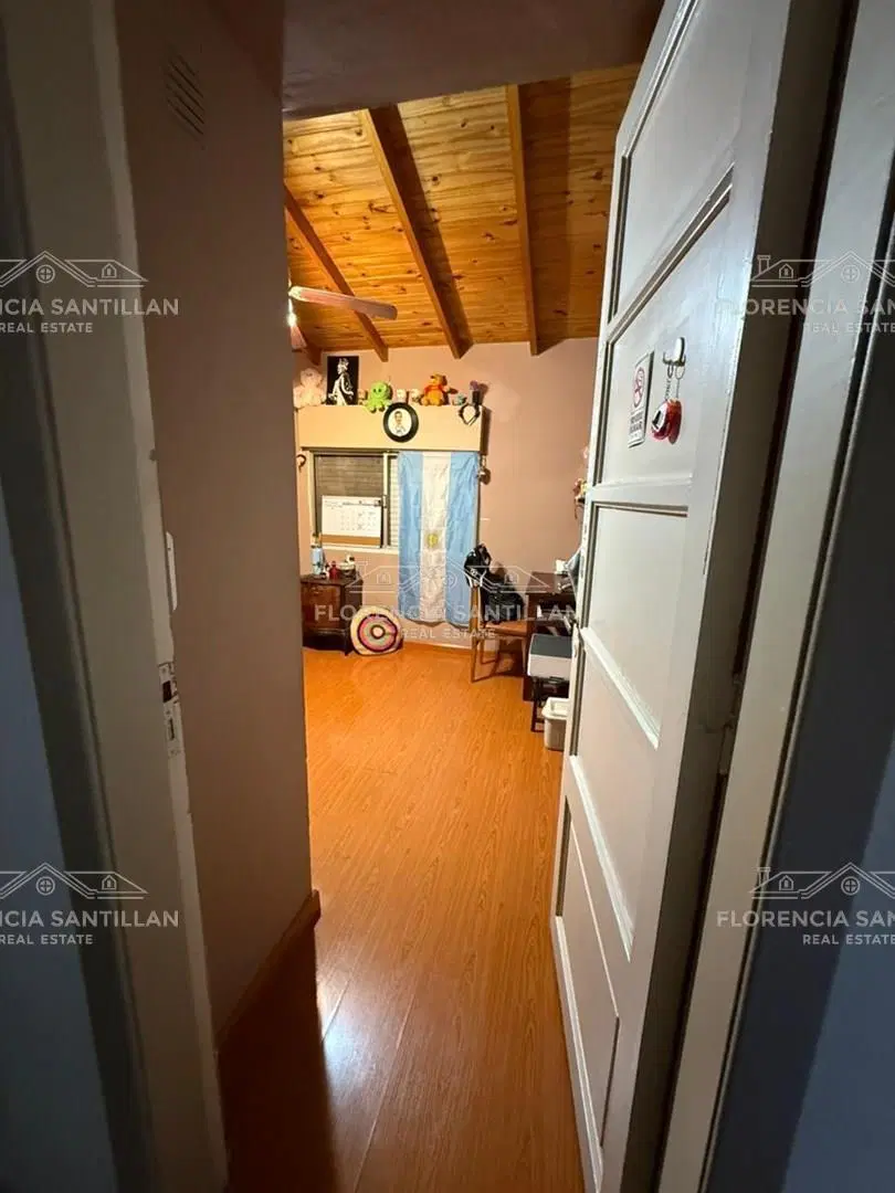 Casa  en Venta en Remedios De Escalada, Lanús, G.B.A. Zona Sur 8