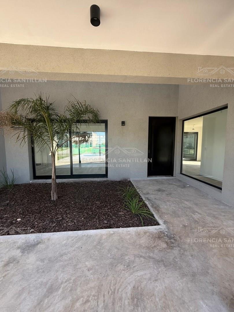 Foto de Casa en Venta en La Providencia Resort & Country Club, Canning, Ezeiza, imagen 2