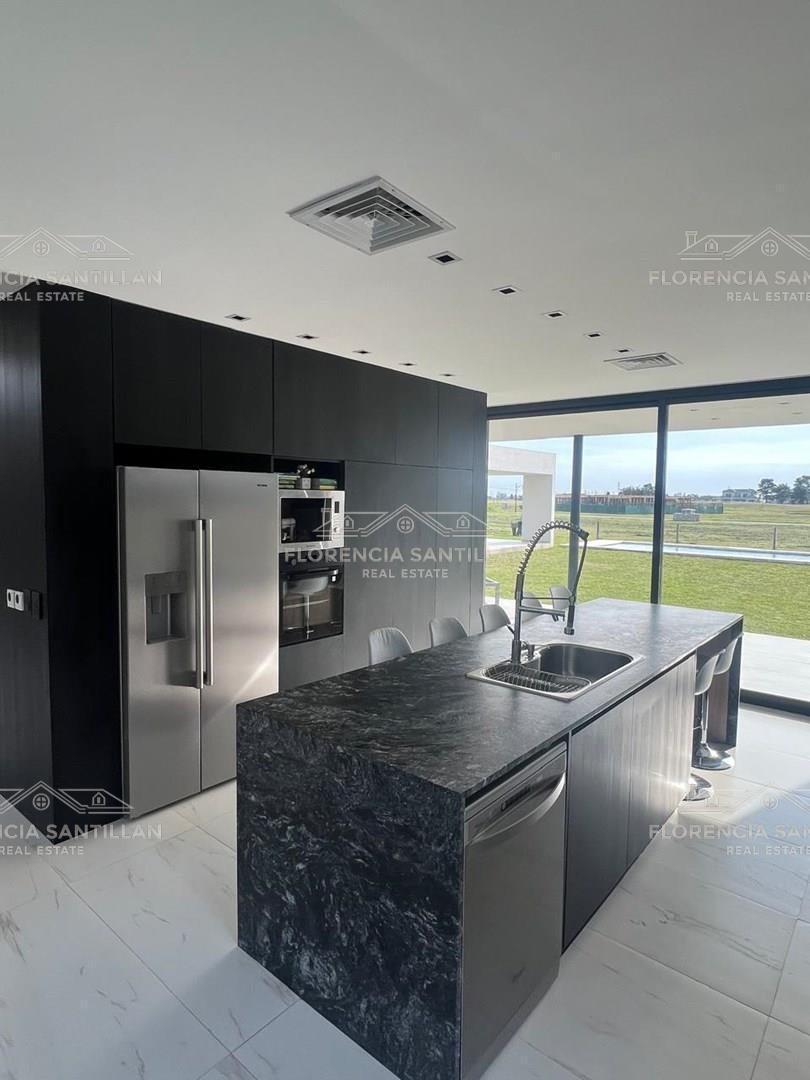 Foto de Casa en Venta en La Providencia Resort & Country Club, Canning, Ezeiza, imagen 2