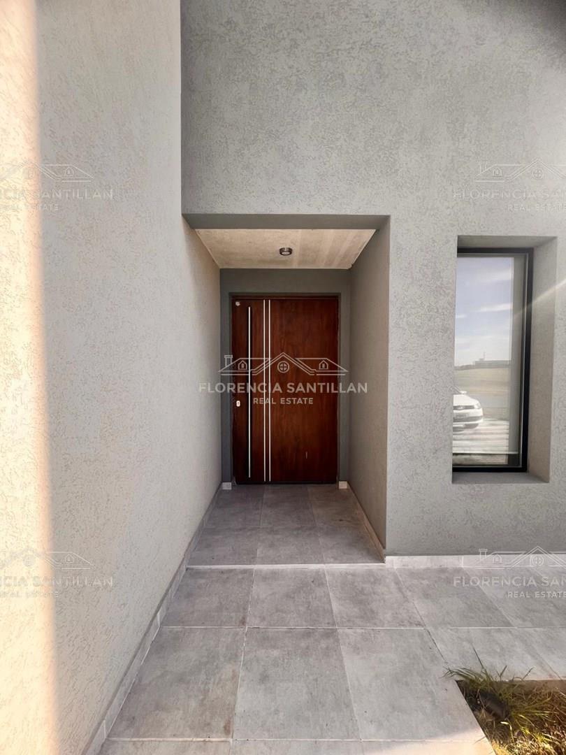 Foto de Casa Chalet de 5 ambientes en Venta en Santa Clara al Sur, San Vicente, imagen 5