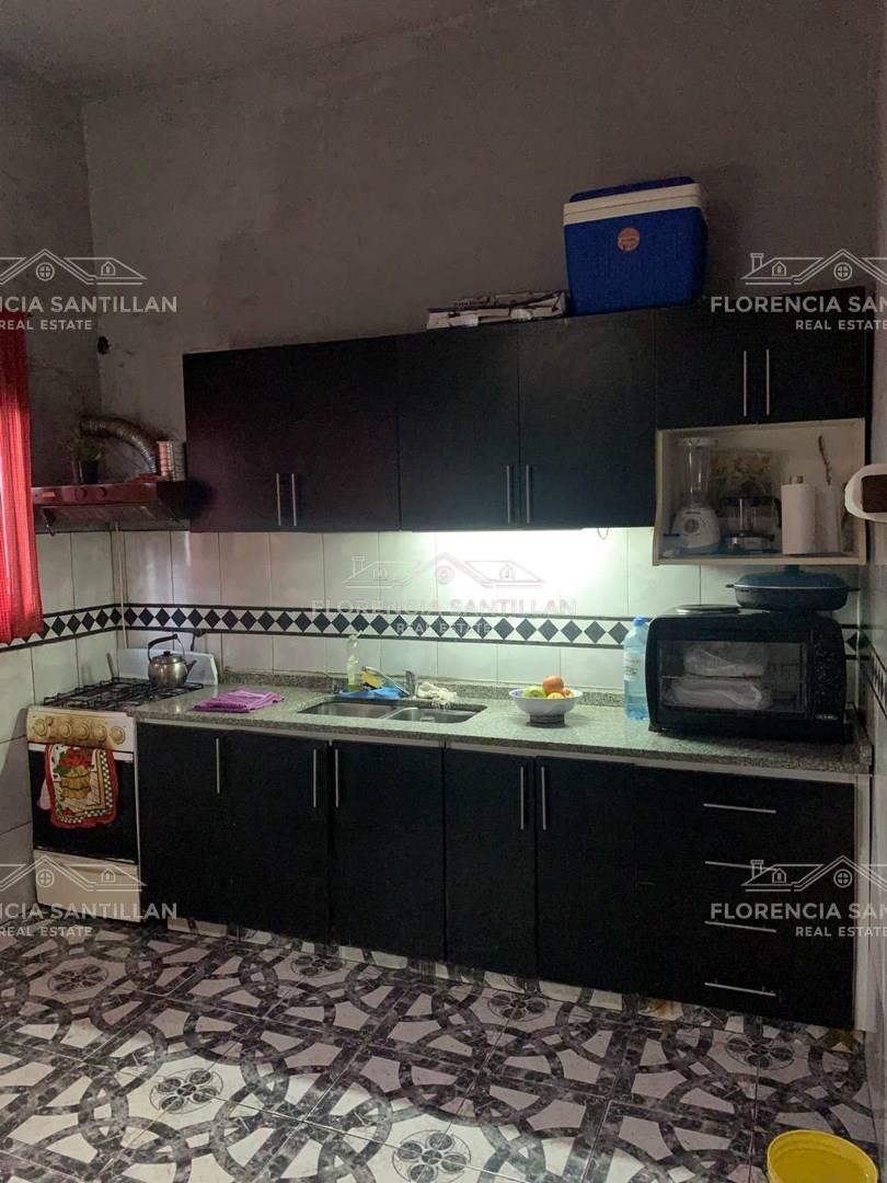 Foto de Casa Chalet de 3 ambientes con cochera en Venta en Wilde, Avellaneda, G.B.A. Zona Sur, imagen 4