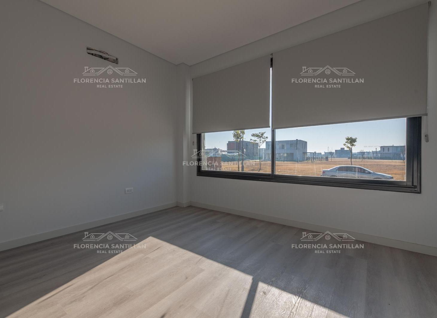 Foto de Casa Chalet de 5 ambientes en Venta en Puertos, Escobar, G.B.A. Zona Norte, imagen 2
