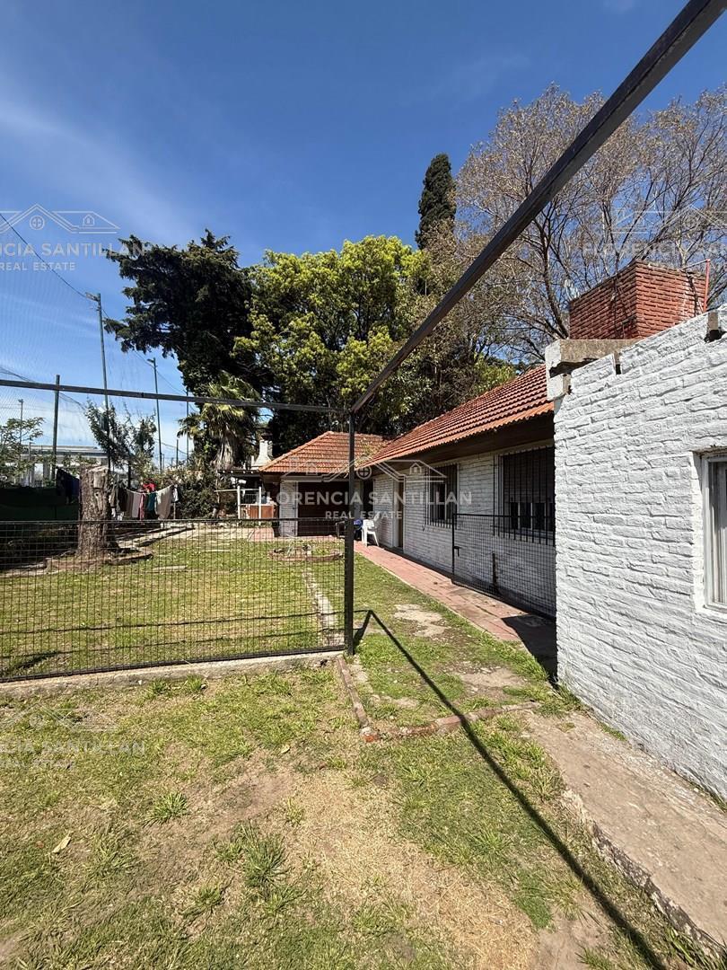 Foto de Casa Quinta en Venta en Luis Guillón, Esteban Echeverría, G.B.A. Zona, imagen 2