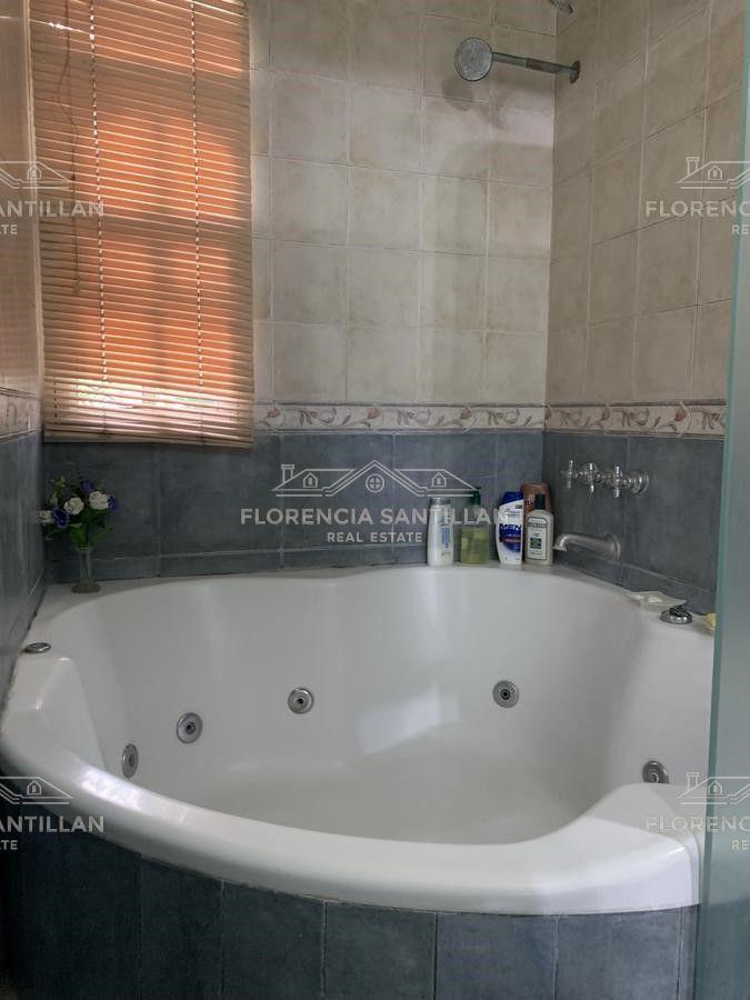 Foto de Casa Quinta 4 ambientes con cochera en Venta ubicado en Luis Guillón, imagen 1