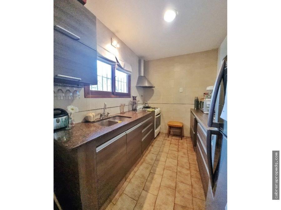Foto de Casa Chalet de 4 ambientes con cochera en Venta en Mar Del Plata, General Pueyrredón, Costa Atlánti, imagen 4