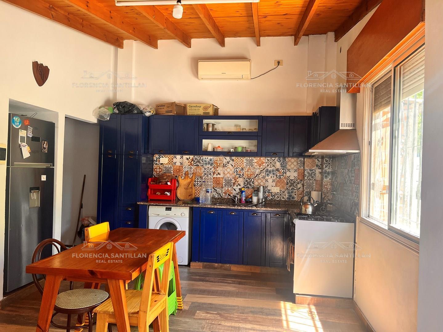 Foto de Casa Chalet en Venta en Lanús, G.B.A. Zona Sur, Argentina, imagen 2