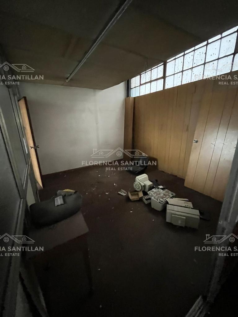Foto de Depósito en Venta en Remedios De Escalada, Lanús, G.B.A. Zona Sur, imagen 3