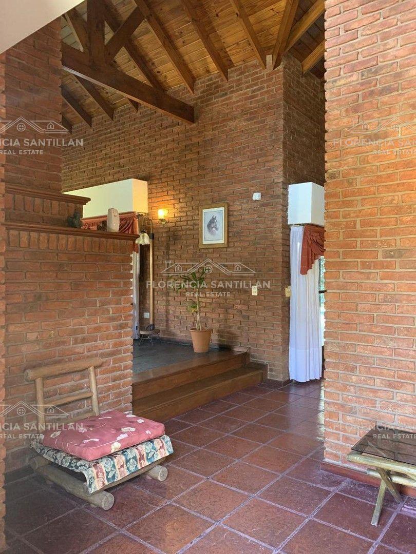 Foto de Casa de 4 ambientes con cochera en Venta ubicado en Guernica, Presidente Perón, G.B.A. Zona Sur, imagen 2