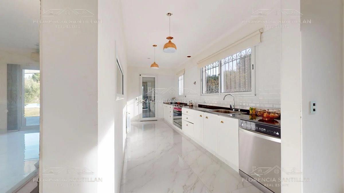Foto de Casa Chalet en Venta en Coronel Brandsen, G.B.A. Zona Sur, Argentina, imagen 3