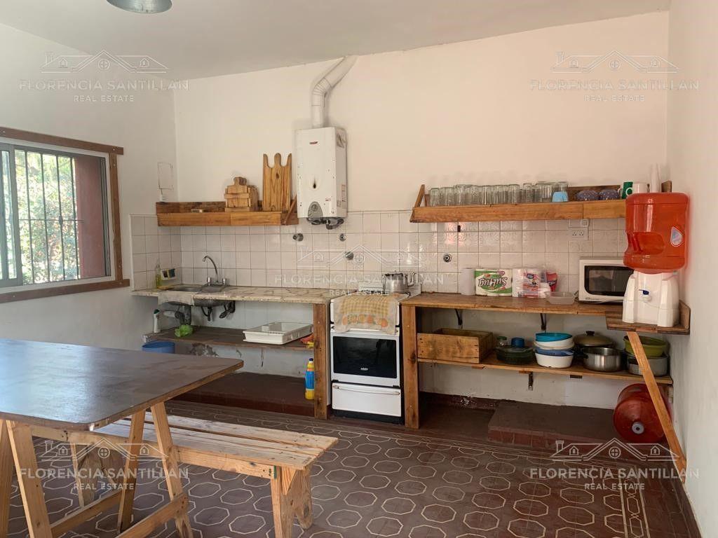 Foto de Casa Quinta de 6 ambientes con cochera en Venta en Luis Guillón, imagen 1