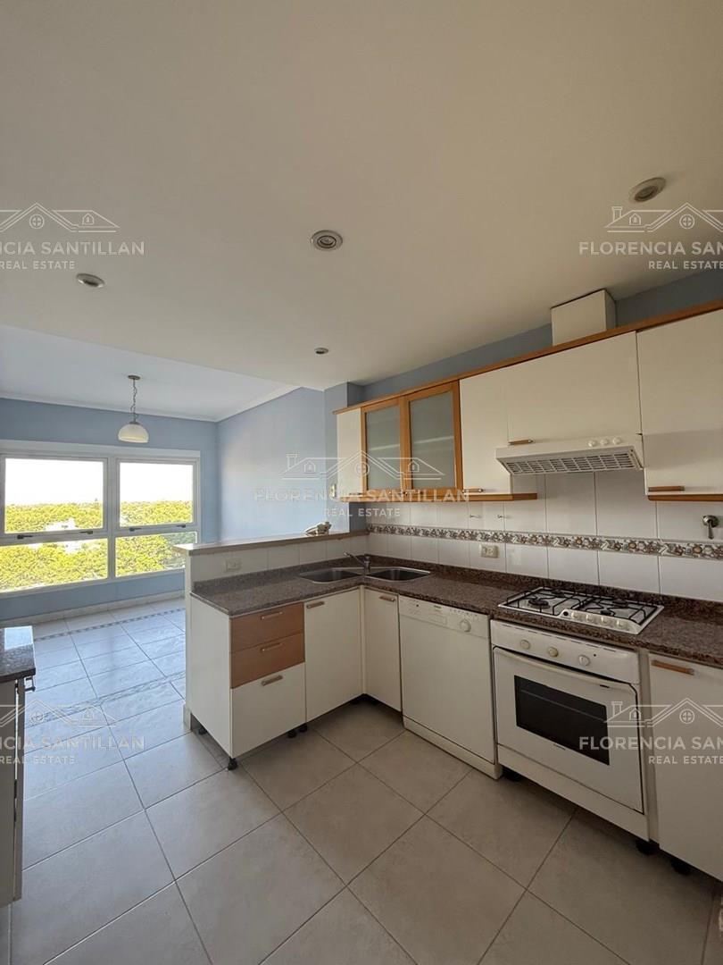 Foto de Departamento en Alquiler en Lomas de Zamora, G.B.A. Zona Sur, Argentina, imagen 5