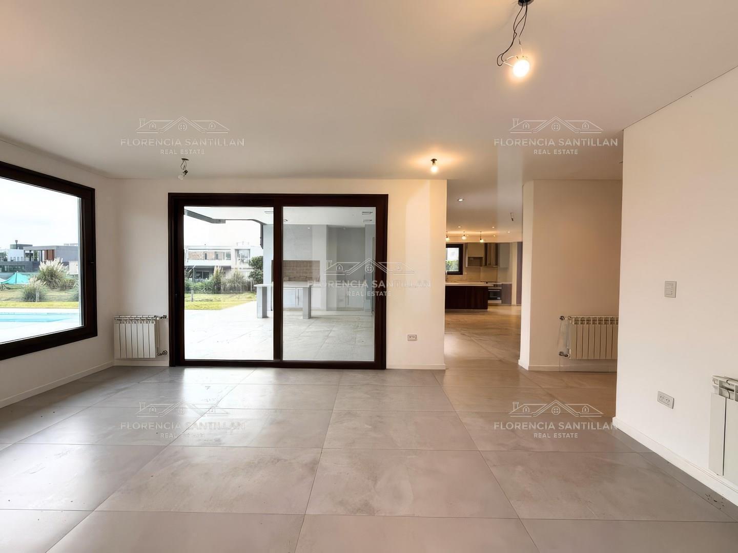 Foto de Casa en Venta en Terralagos, Canning, Ezeiza, imagen 3