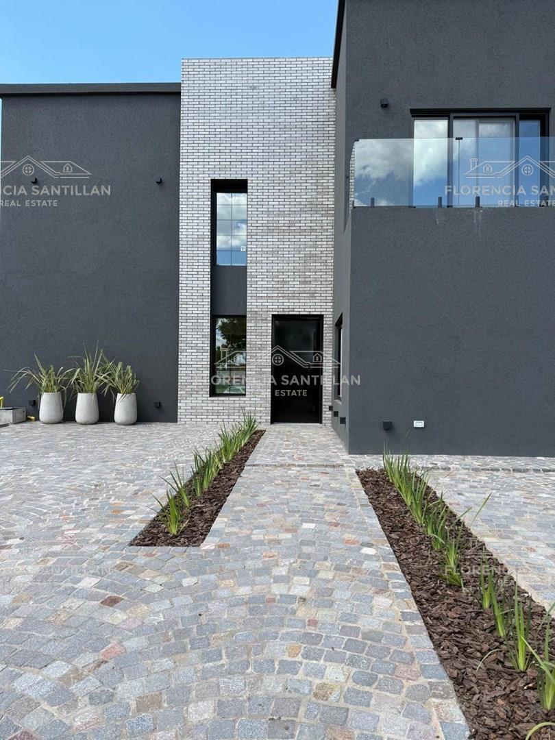 Foto de Casa en Venta en Canning Chico, Canning, Esteban Echeverría, imagen 1