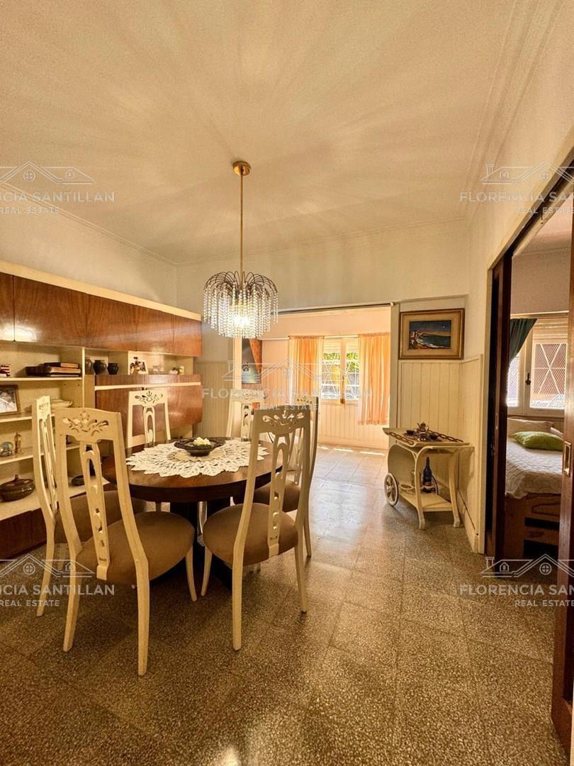 Foto de Casa Chalet de 4 ambientes con cochera en Venta en Lomas de Zamora, imagen 4