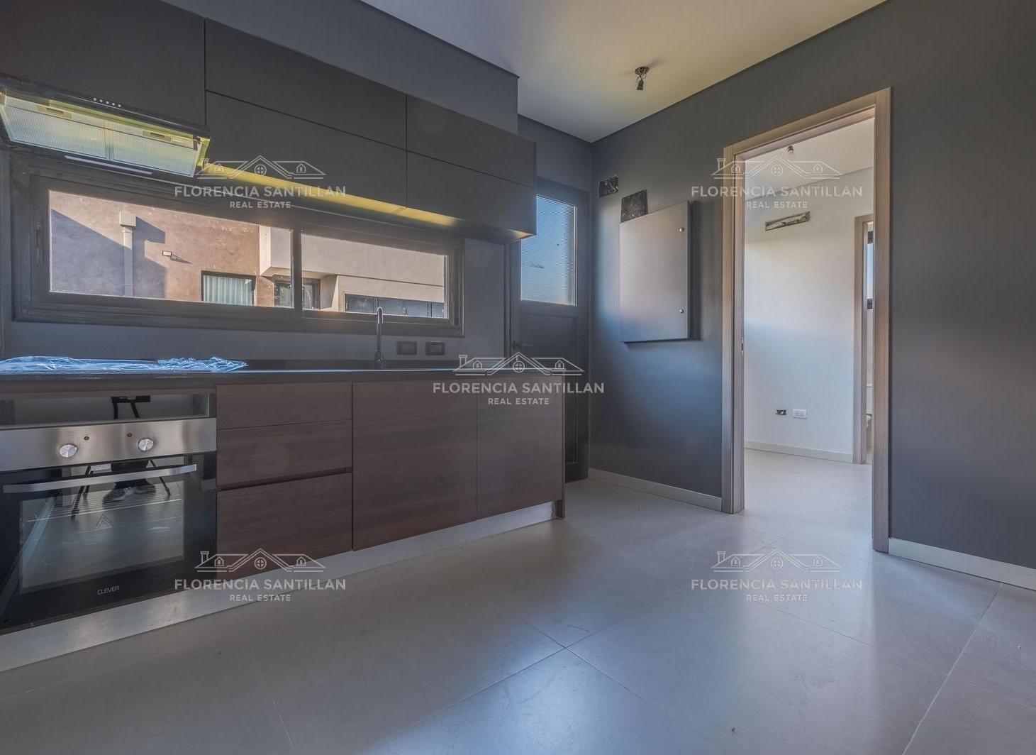 Foto de Casa Chalet de 5 ambientes en Venta en Puertos, Escobar, G.B.A. Zona, imagen 4