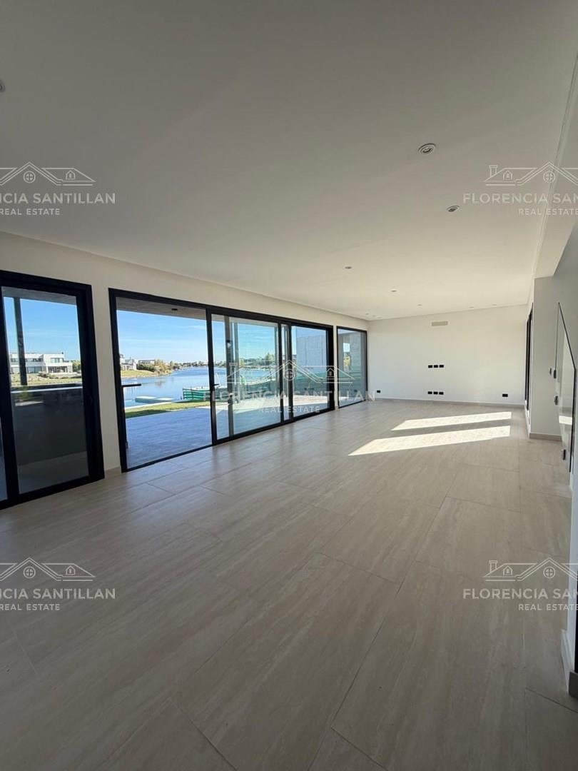 Foto de Casa Chalet en Venta en El Cazador, Escobar, G.B.A. Zona Norte, imagen 4