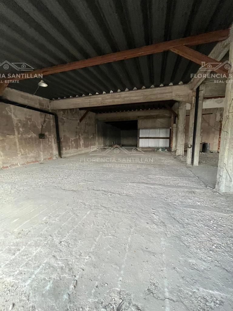 Foto de Depósito en Venta en Remedios De Escalada, Lanús, G.B.A. Zona Sur, imagen 1