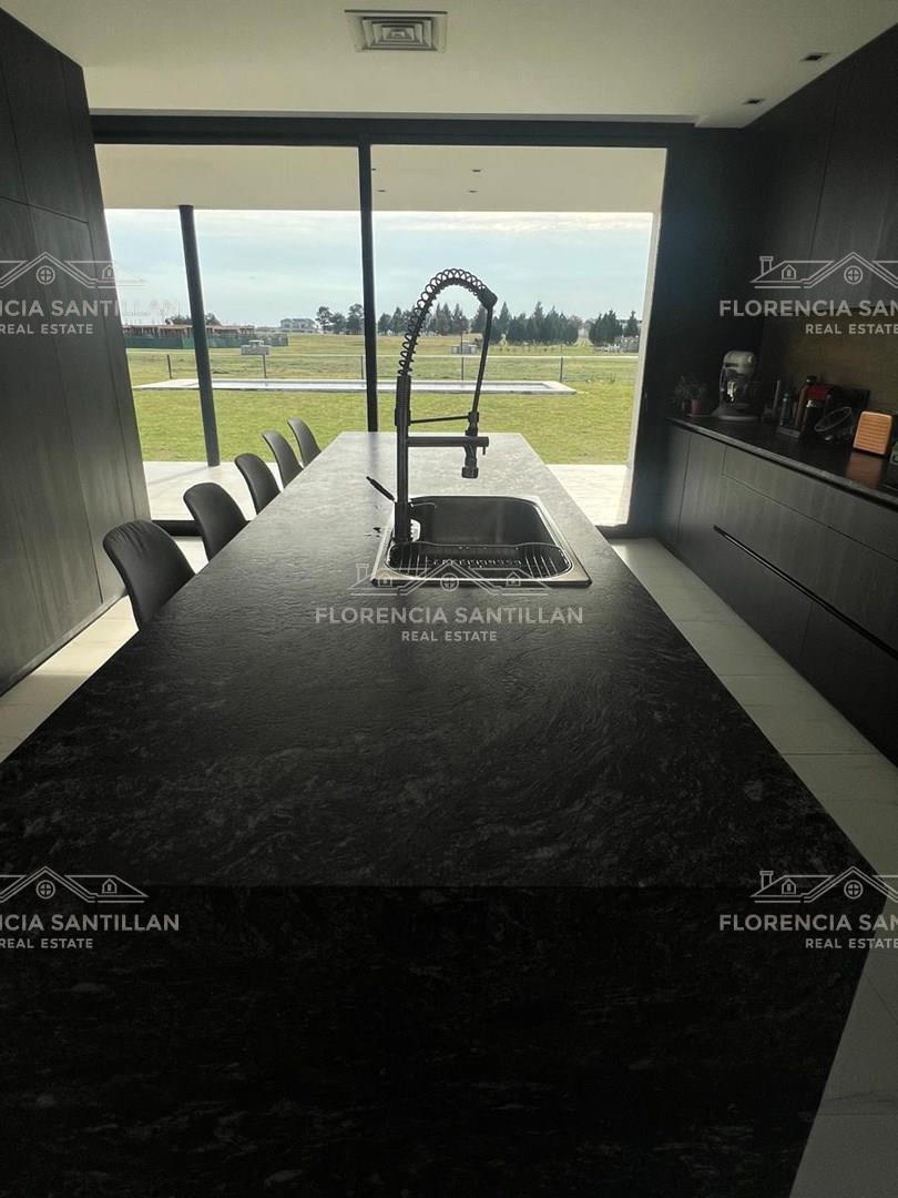 Foto de Casa en Venta en La Providencia Resort & Country Club, Canning, Ezeiza, imagen 1