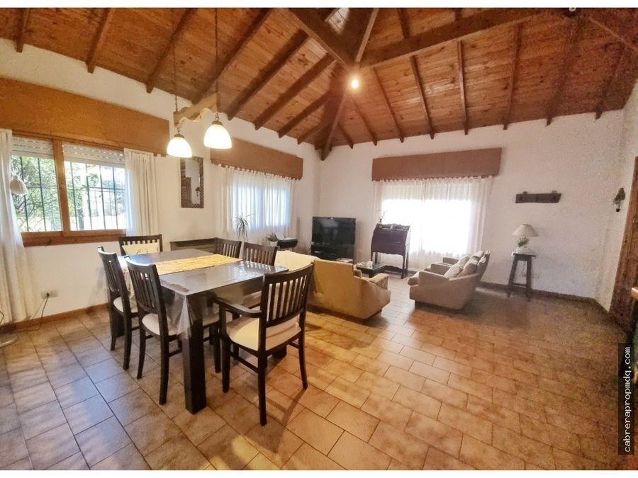 Foto de Casa Chalet de 4 ambientes con cochera en Venta en Mar Del Plata, imagen 5