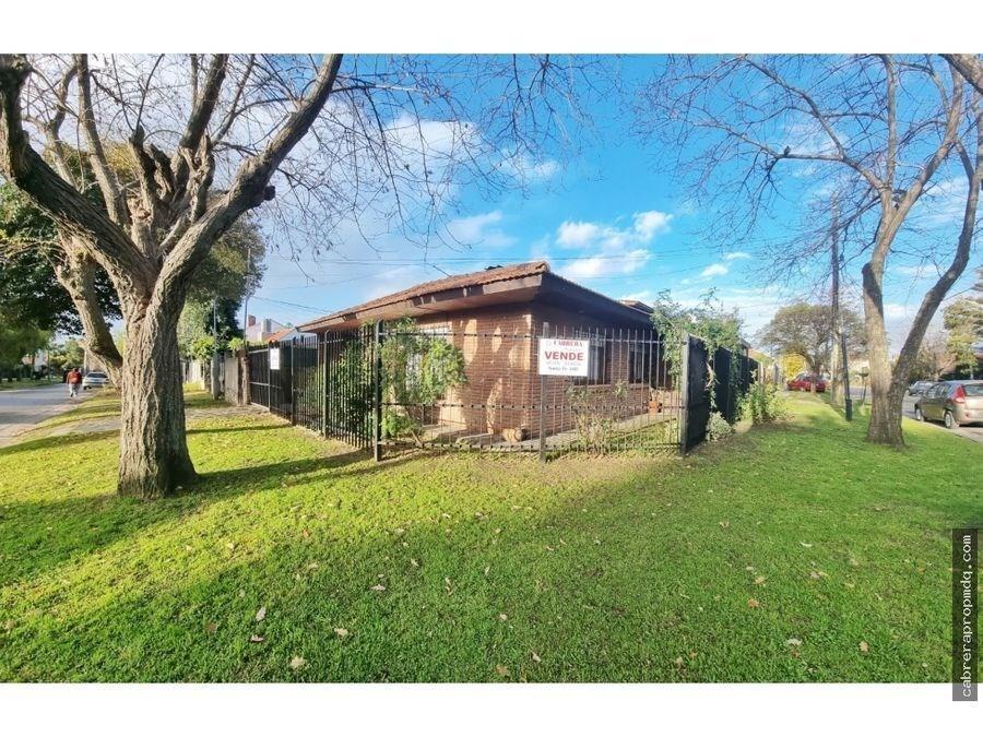 Foto de Casa Chalet de 4 ambientes con cochera en Venta en Mar Del Plata, imagen 4